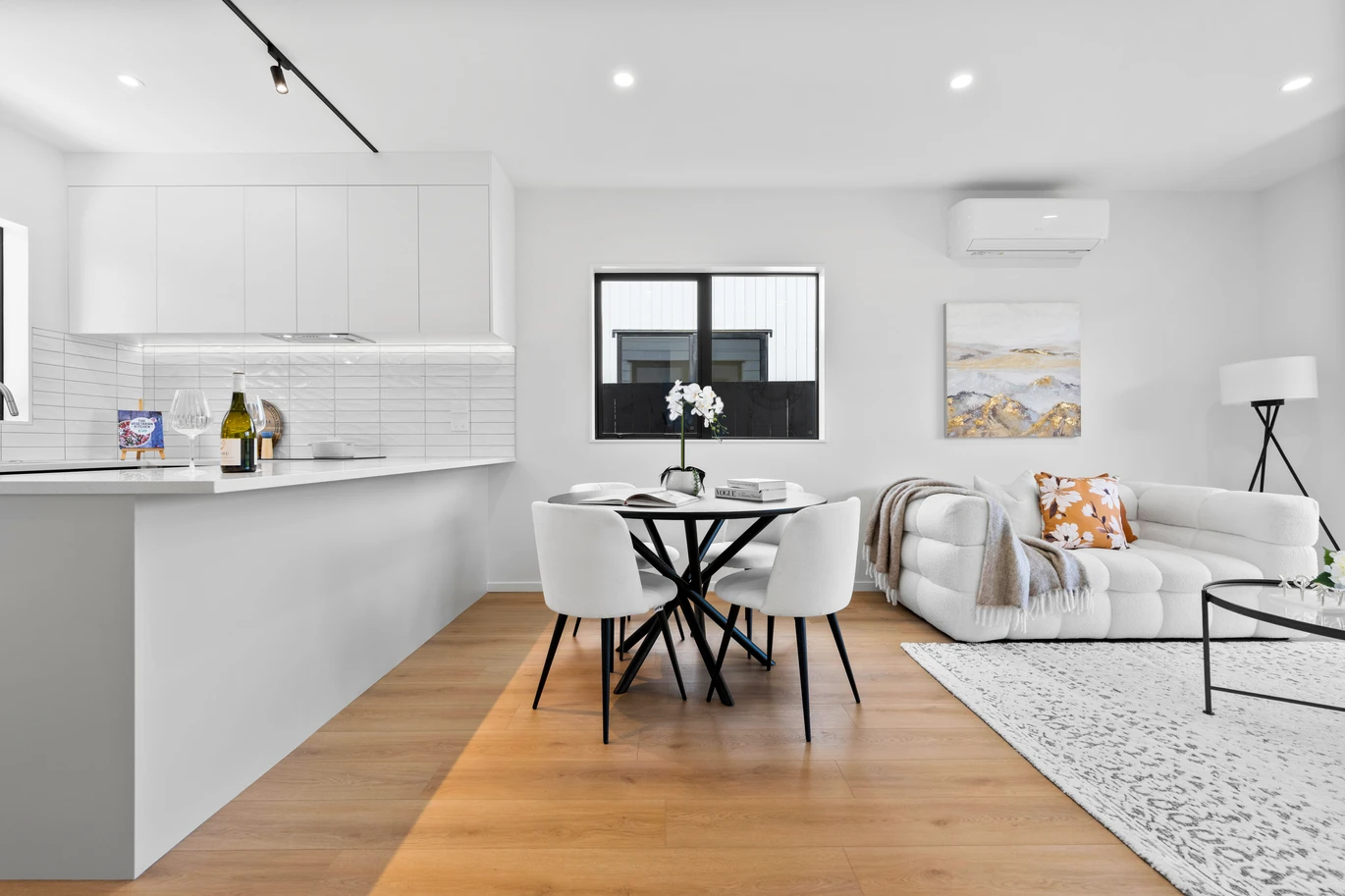 Brandnew, Smart Layout Parkside 2 beds + study home, moments from shopping centres, 3/18 Albert Road, Kelston, Auckland