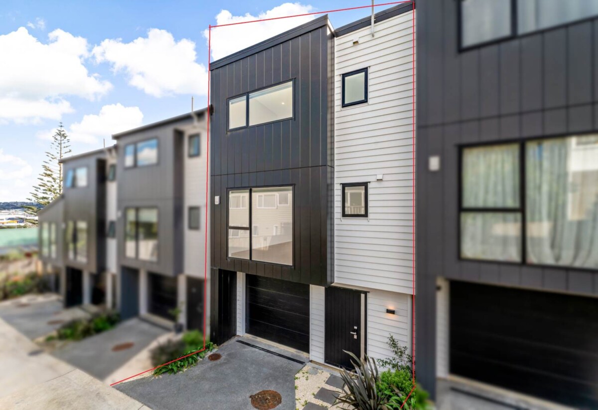 Double Westlake Zone, 3 beds home, backed by a transferable Master Build Guarantee, 11C Bowman Road, Forrest Hill, Auckland
