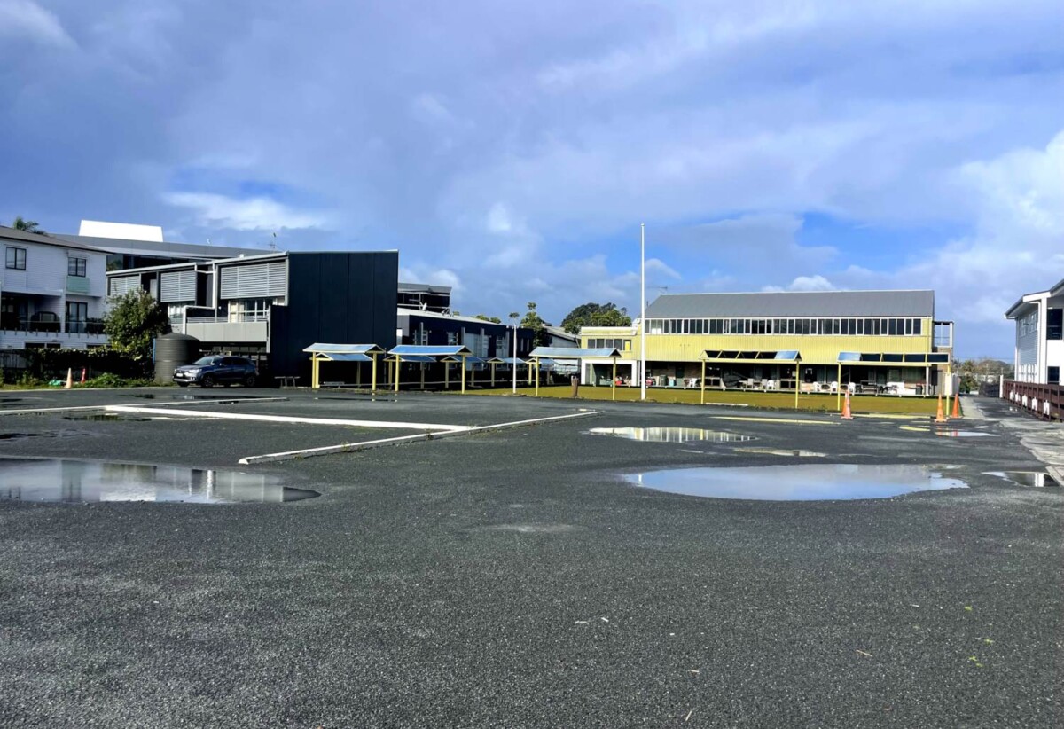 MORTGAGEE SALE, 6705m² land, Two Titles, Lot 1 – 2044m² and Lot 2 – 4661m², both essentially level with flexible Business Mixed-Use Zoning. 20-20A Kalmia Street, Ellerslie, Auckland