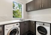 Must sell, Make an offer, Top school zones, 5 beds house on 497 m2 section, central air-conditioning & underfloor heating, 30B Bracken Avenue Takapuna, Auckland