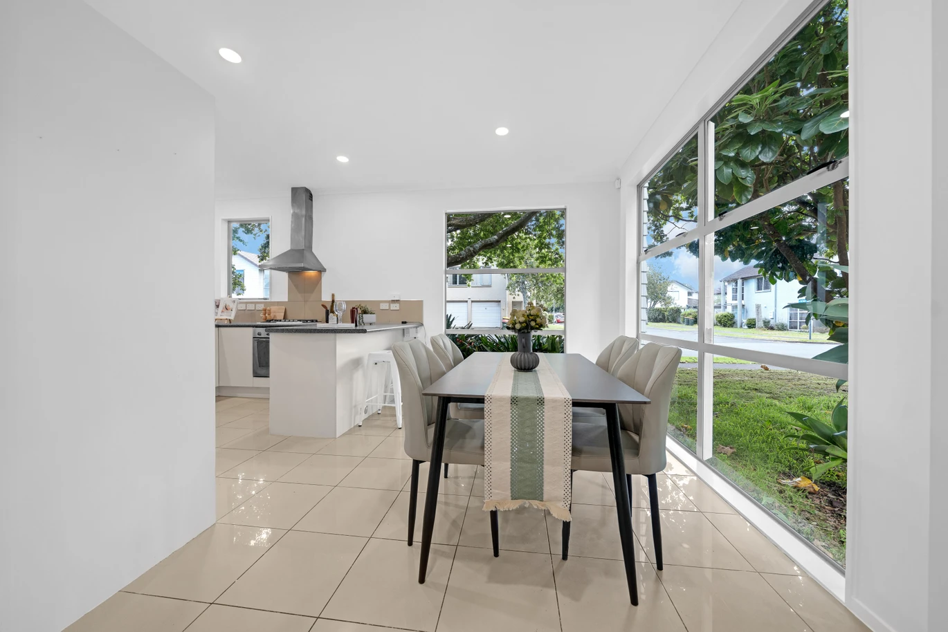 4 beds home on 264m2 section, near shops, schools, and public transport, 44 Figaro Crescent, Takanini, Auckland