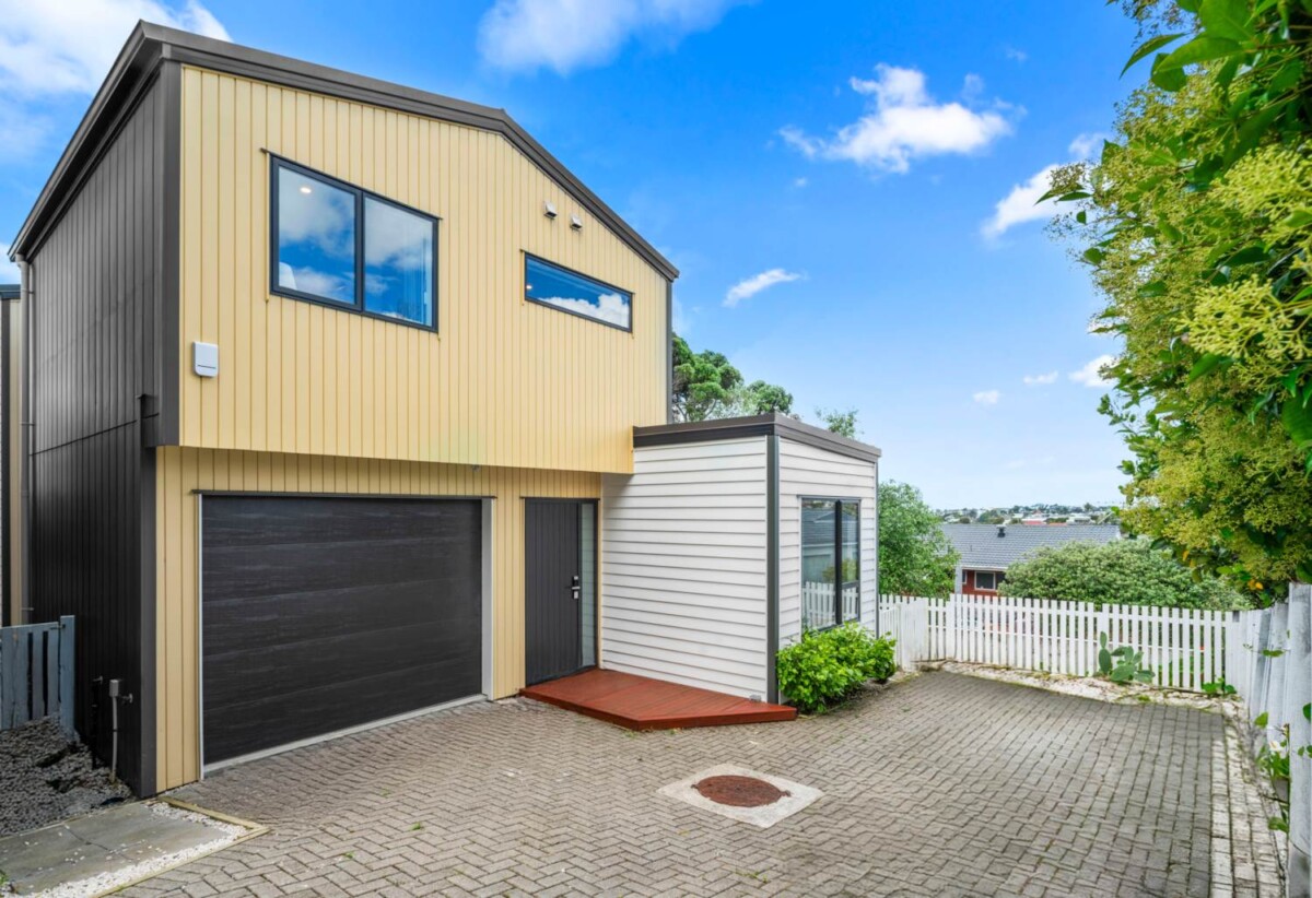 Standalone, Modern, Seaviews-Sherwood School Zone, 4 beds house, 2D Robin Lane, Browns Bay, Auckland