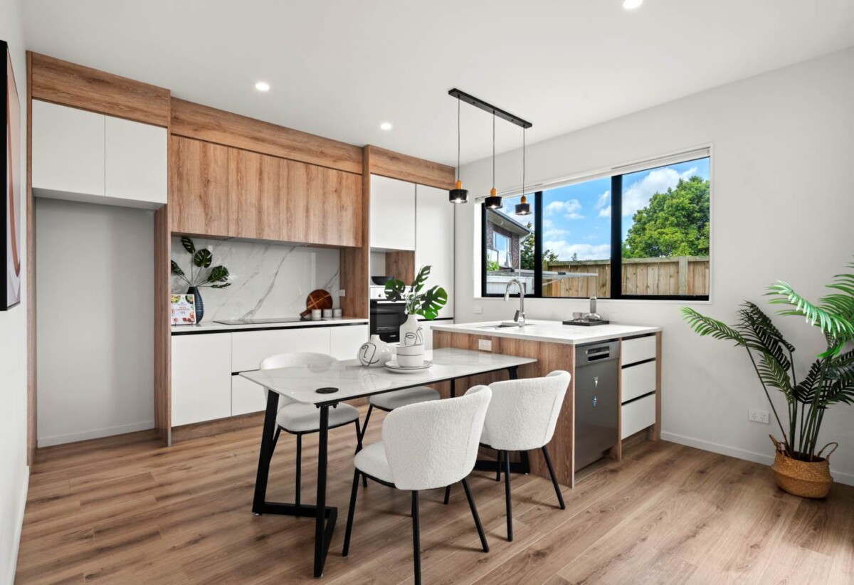 Standalone, Modern, Seaviews-Sherwood School Zone, 4 beds house, 2D Robin Lane, Browns Bay, Auckland