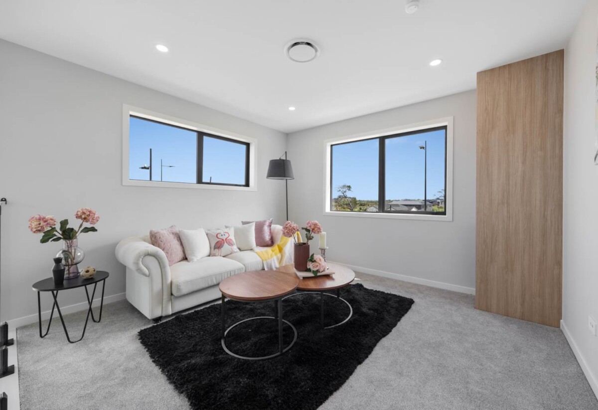 Brandnew 6 bedroom house ( 2 bedrooms with Separate living and kitchen spaces), 13 Forest Drive, Karaka, Auckland