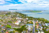 Motivated sellers, Stunning Sea & City Views, 3 beds house on 1037m², live or develop, 481 Hillsborough Road, Hillsborough, Auckland