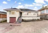 Motivated sellers, Stunning Sea & City Views, 3 beds house on 1037m², live or develop, 481 Hillsborough Road, Hillsborough, Auckland