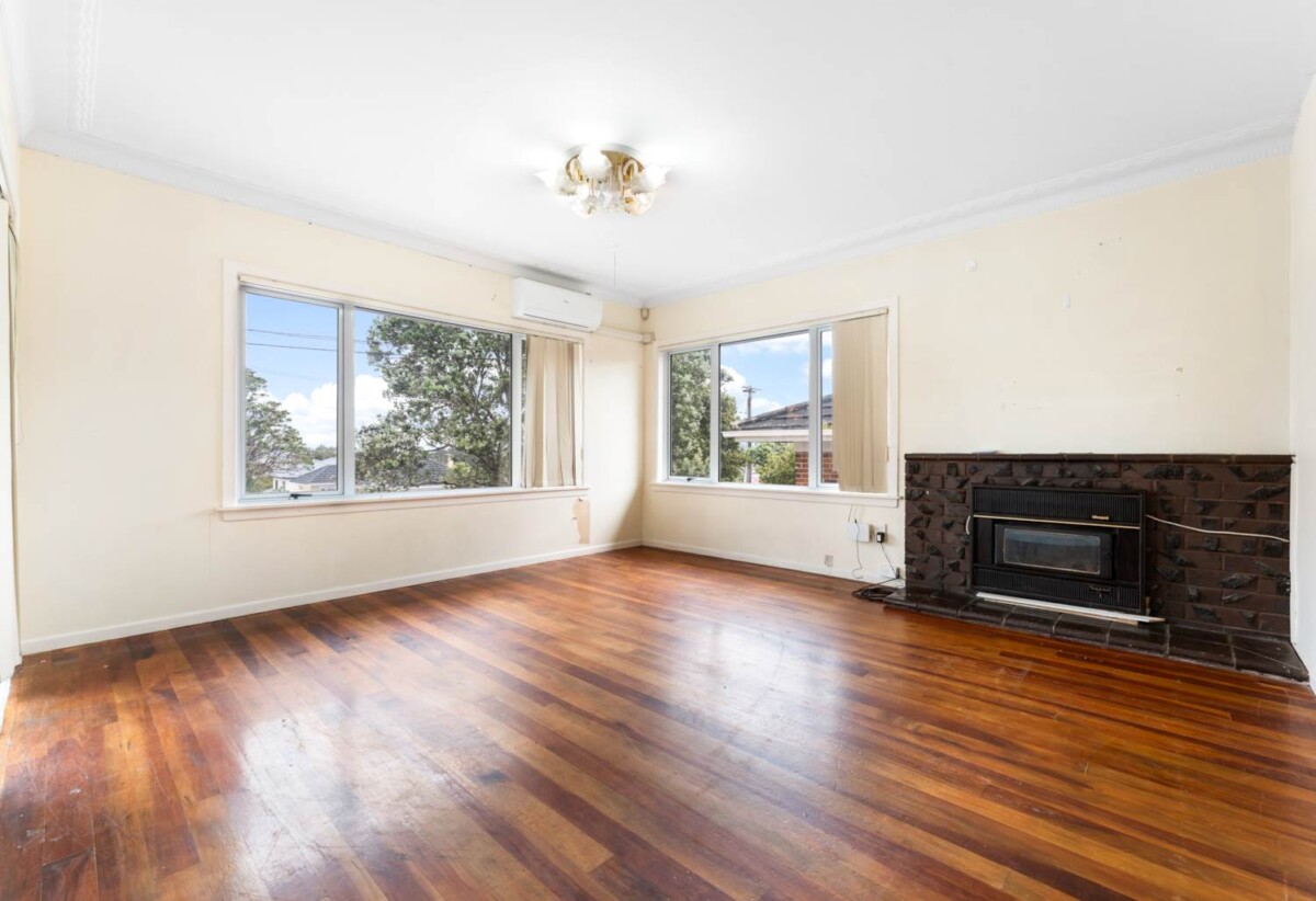 Motivated sellers, Stunning Sea & City Views, 3 beds house on 1037m², live or develop, 481 Hillsborough Road, Hillsborough, Auckland