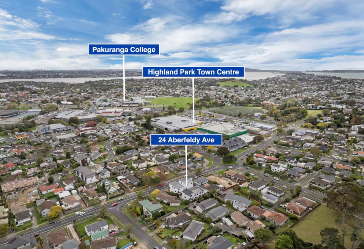 Brandnew contemporary 3-level 2 beds 2 baths townhouse, Great location, 5/24 Aberfeldy Avenue, Highland Park, Auckland