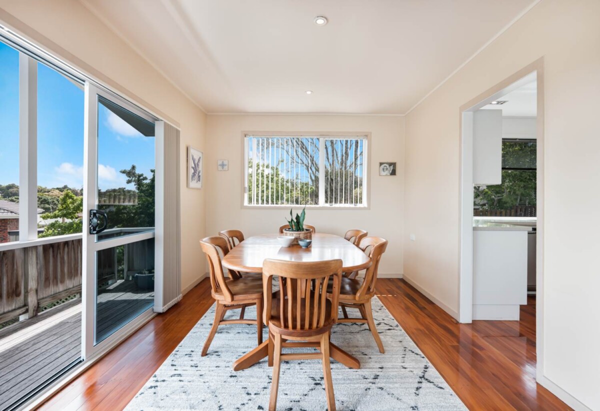 3 beds house on 875m² section, Solid Home, Prime Howick Location, 13 Juliet Avenue, Howick, Auckland
