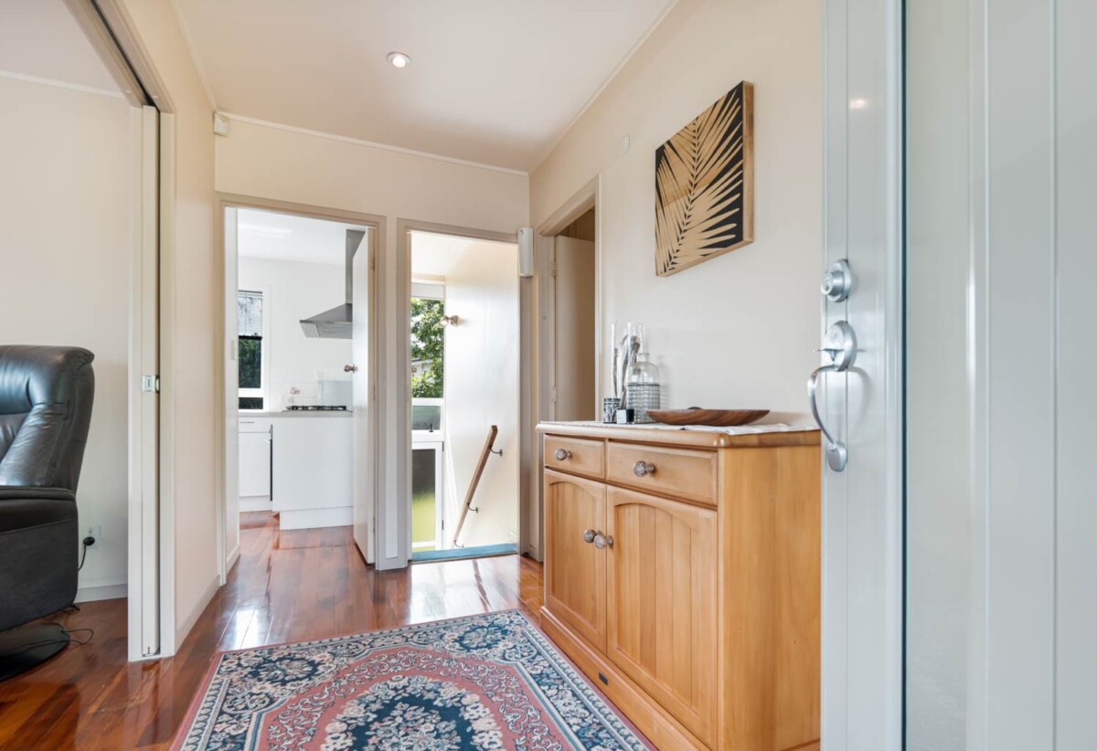 3 beds house on 875m² section, Solid Home, Prime Howick Location, 13 Juliet Avenue, Howick, Auckland