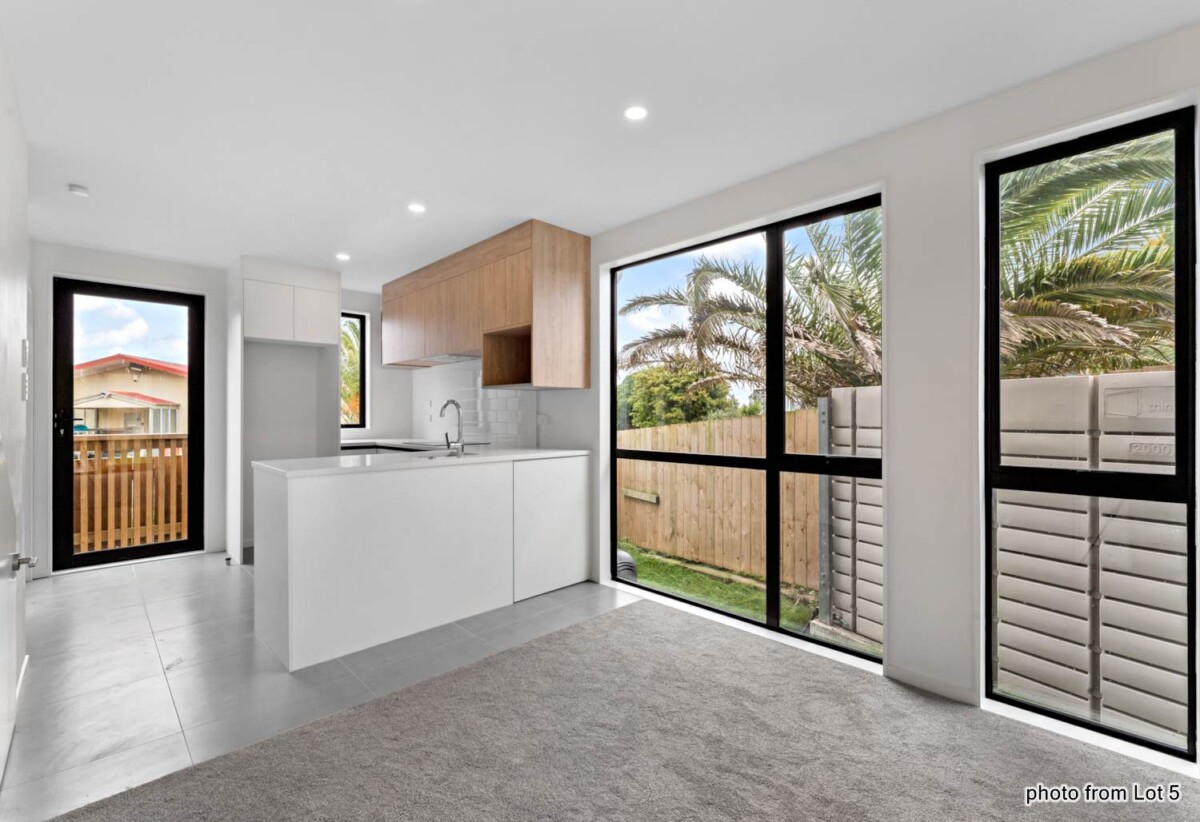 Modern 2-Bedroom Townhouse – Priced to Sell, Lot 7, 300 Great North Road, Henderson, Auckland