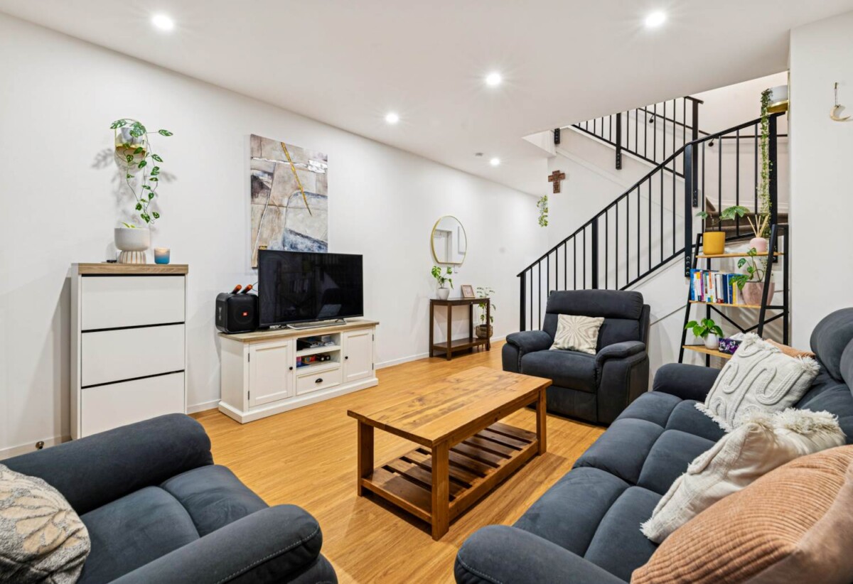 Muse sell, make a offer, Ormiston school zone, Affordable Freehold 3 beds 2 baths home with car park, walks to schools and Ormiston town centre, 17 Dishys Road, Flat Bush, Auckland