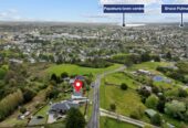 Charming brick & tile 3 beds house on 1012m² section, offers perfect balance of space, comfort, and lifestyle, 141 Settlement Road, Papakura, Auckland