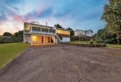 3 beds house on 875m² section, Solid Home, Prime Howick Location, 13 Juliet Avenue, Howick, Auckland
