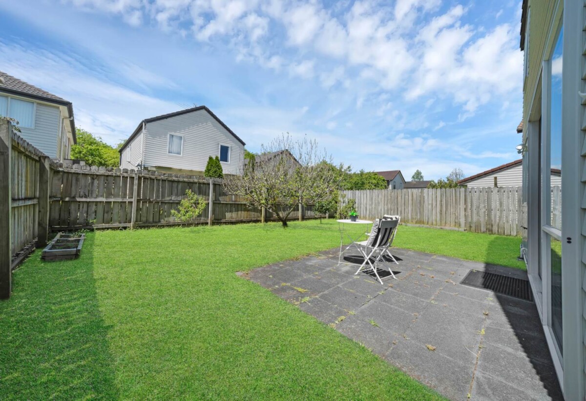4 beds house, Walks to Takanini Shopping Centre, 17 Marengo Parkway, Takanini, Auckland