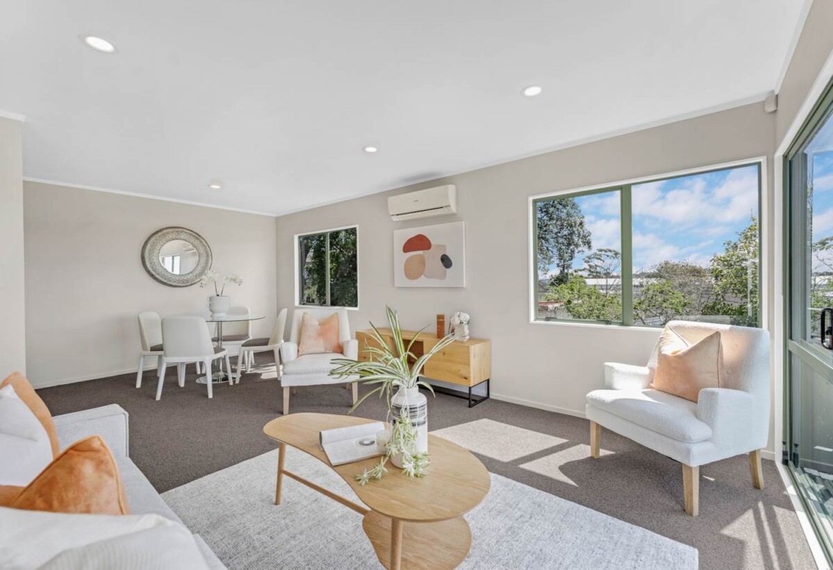 Must sell, Freehold 3 beds house on 423m² section, Moments from Sylvia Park Mall, 235A Penrose Road, Mt Wellington, Auckland