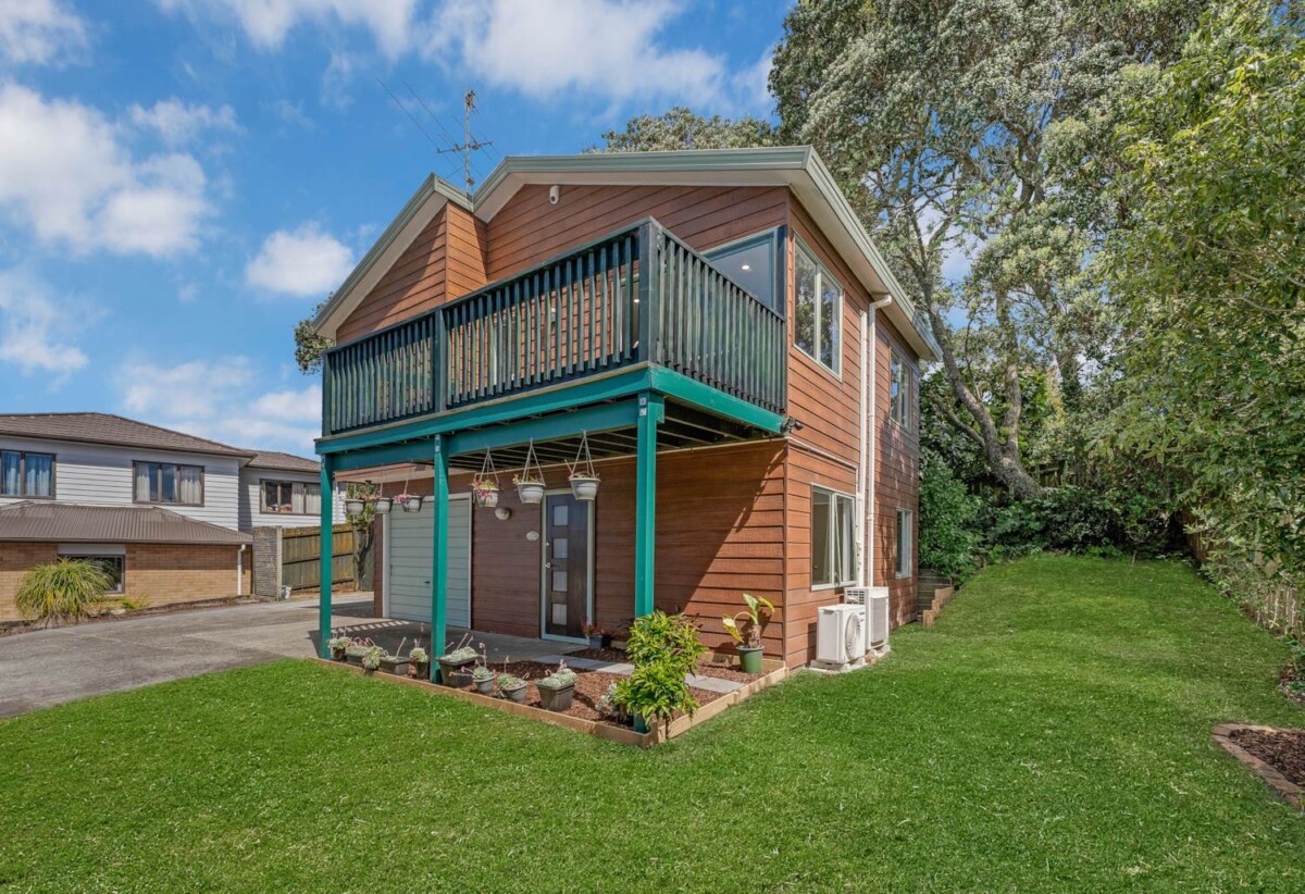 Must sell, Freehold 3 beds house on 423m² section, Moments from Sylvia Park Mall, 235A Penrose Road, Mt Wellington, Auckland
