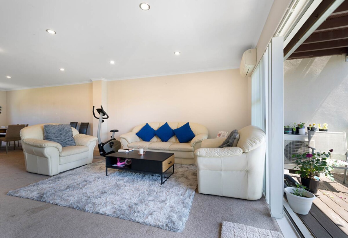 4 beds home, Everything Within Easy Reach, 1C Bollard Avenue, Mt Albert, Auckland
