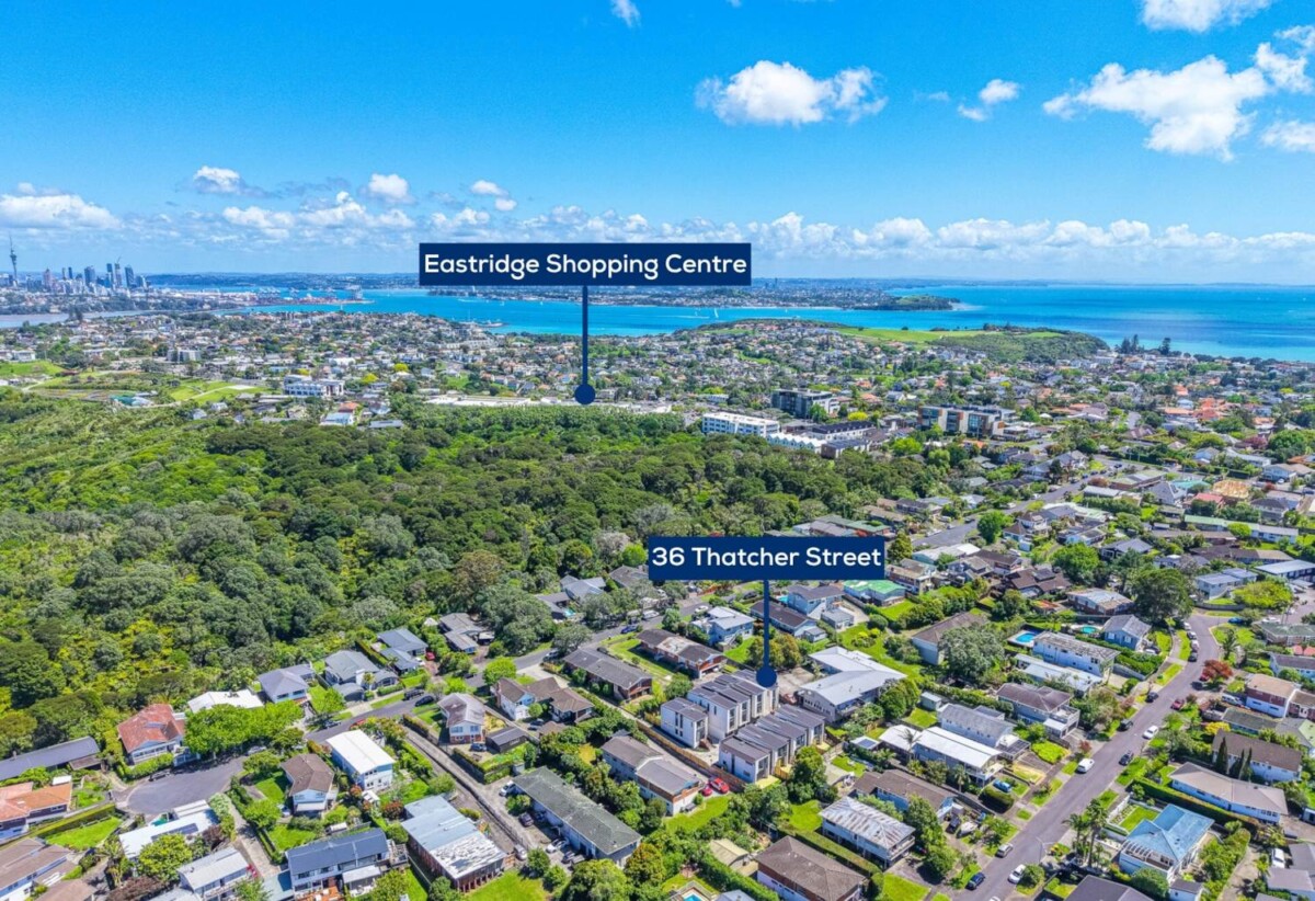 Urgent Sale, Walk to Eastridge Shopping Centre, 10-year Stamford Building Warranty, Brandnew ,Move-in-ready, Lot 2/36 Thatcher Street, Mission Bay, Auckland