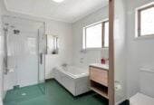 Must sell, Newly Renovated 3 beds house on 925m² section, brandnew kitchen, 16 Berwyn Avenue, Takanini, Auckland