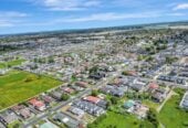 Must sell, Newly Renovated 3 beds house on 925m² section, brandnew kitchen, 16 Berwyn Avenue, Takanini, Auckland