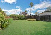 Move-in ready, 2 beds home, Newly refurbished bathroom and upgraded kitchen, 1/ 22 Evelyn Place, Hillcrest, Auckland