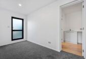 Legal Home & Flat, 6 beds (5+1) house on 675m² section, 38 Makora Road, Massey, Auckland