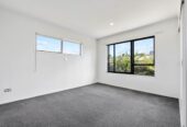 Legal Home & Flat, 6 beds (5+1) house on 675m² section, 38 Makora Road, Massey, Auckland