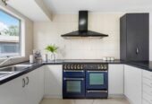 Motivated vendor, Renovated 4 beds 2 baths house standalone double garage, close to schools, parks, beach, golf club, Zoned for Wakaaranga Primary School, Farm Cove Intermediate and Pakuranga College, 1/148 Pigeon Mountain Road, Half Moon Bay, Auckland