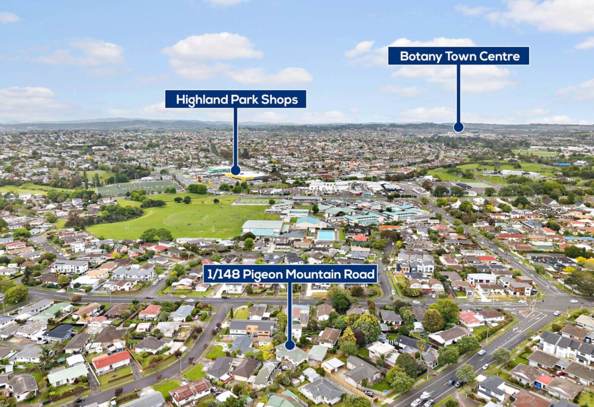 Motivated vendor, Renovated 4 beds 2 baths house standalone double garage, close to schools, parks, beach, golf club, Zoned for Wakaaranga Primary School, Farm Cove Intermediate and Pakuranga College, 1/148 Pigeon Mountain Road, Half Moon Bay, Auckland