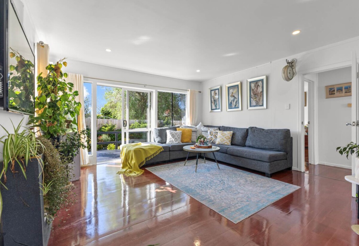 Vendors packed and ready for their next chapter, Freehold 3 beds house on 394m² section, 55 Smiths Avenue, Papakura, Auckland