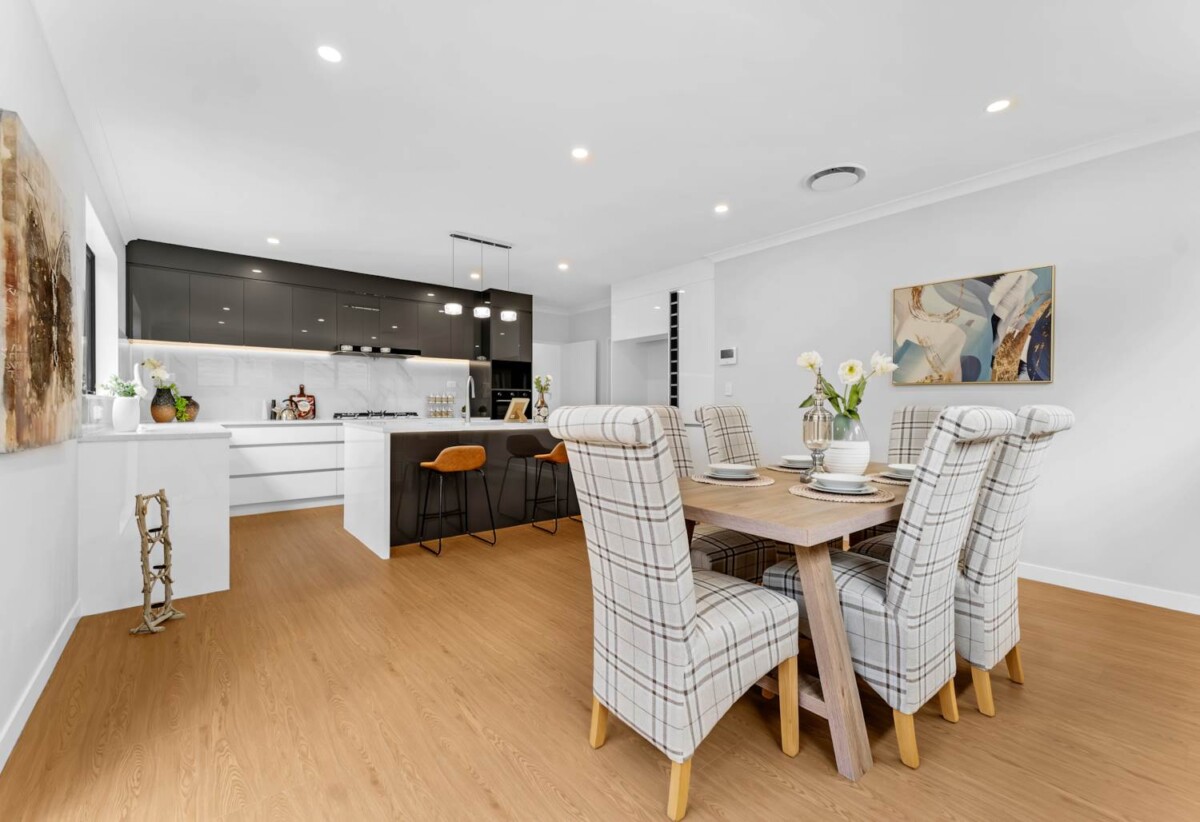 Dual-living, Brandnew 6 beds house on 399m² section, walks to schools, shops, and parks, 2 Mulligan Lane, Opaheke, Auckland
