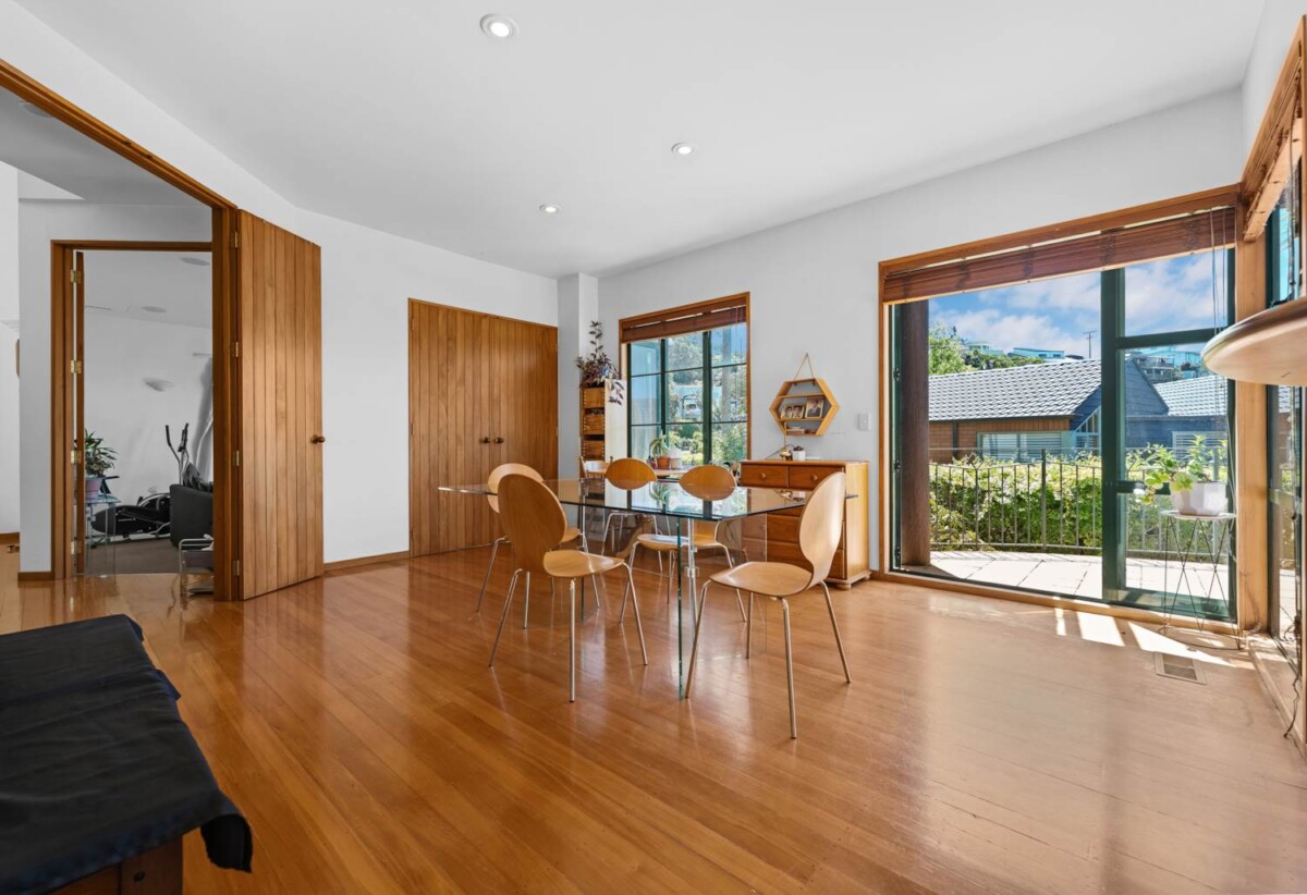 Walk to Rangitoto College, Sea Views, 5 beds house on 650m2 section, live & development potential, 44 Penguin Drive, Murrays Bay, Auckland