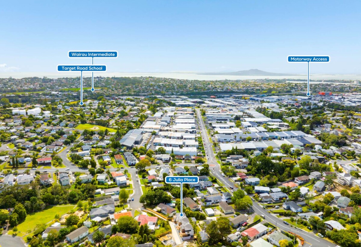 Last one, vendor wants it gone before Christmas, brandew 3 beds home, Minutes to Glenfield Mall, 6A Julia Place, Totara Vale, Auckland