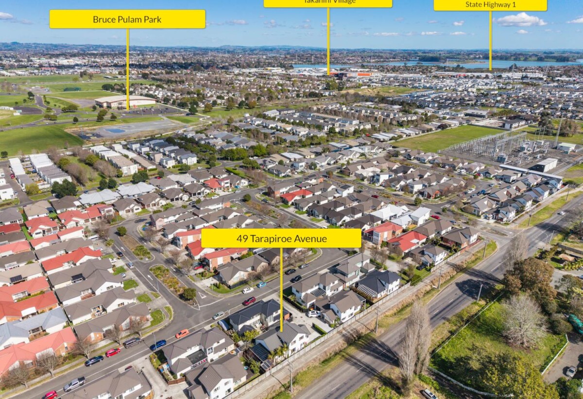 Once in 7 years, 4 beds house on 304m² section, Vendor ready to Move On, 49 Tarapiroe Avenue, Takanini, Auckland