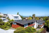 Rangitoto &double Westlake schools zone, Two Freehold titles(2 x 2beds): total 951m² land, 1&2/32 Kowhai Road, Campbells Bay, Auckland