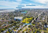 Once in 55 years, walks to One Tree Hill, 3 beds house on 855m² section, Renovated modern kitchen, live or develop, 134 Mount Smart Road, Onehunga, Auckland