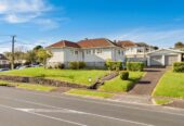Once in 55 years, walks to One Tree Hill, 3 beds house on 855m² section, Renovated modern kitchen, live or develop, 134 Mount Smart Road, Onehunga, Auckland