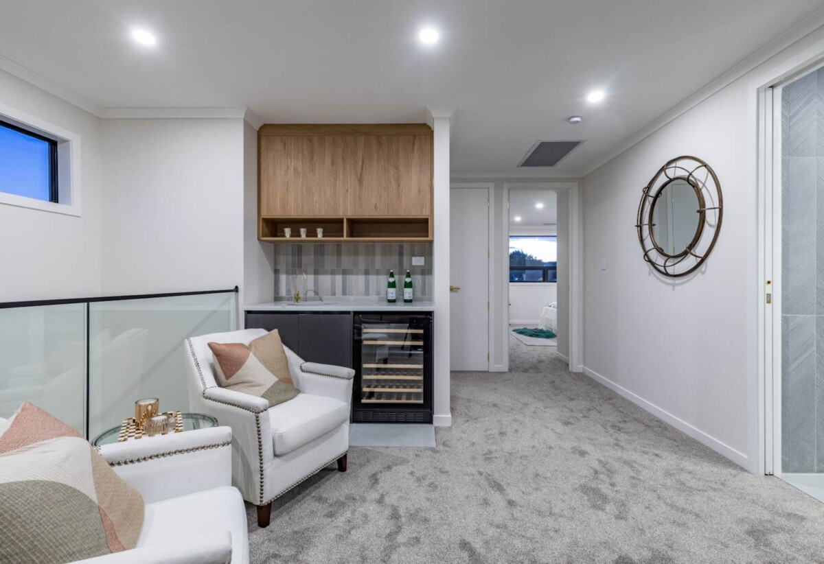 10-Year Master Build Guarantee, Double Westlake school zone, Brand-new, freehold, standalone 4 beds home, Central air conditioning, 42 Gordon Avenue, Milford, Auckland