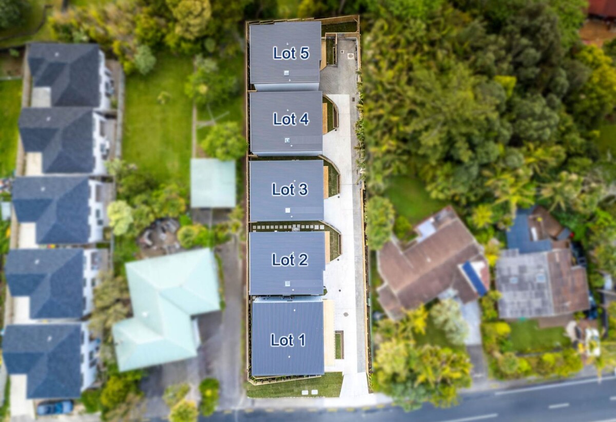 Rangitoto School Zone, 10-year Stamford build warranty, Brand-new, freehold, standalone 4 beds home, Central air conditioning, 5/129 Arran Road, Browns Bay, Auckland