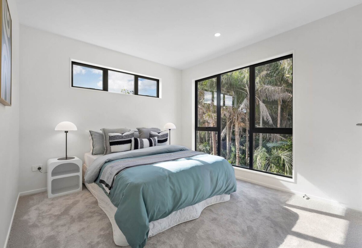 Rangitoto School Zone, 10-year Stamford build warranty, Brand-new, freehold, standalone 4 beds home, Central air conditioning, 3/129 Arran Road, Browns Bay, Auckland