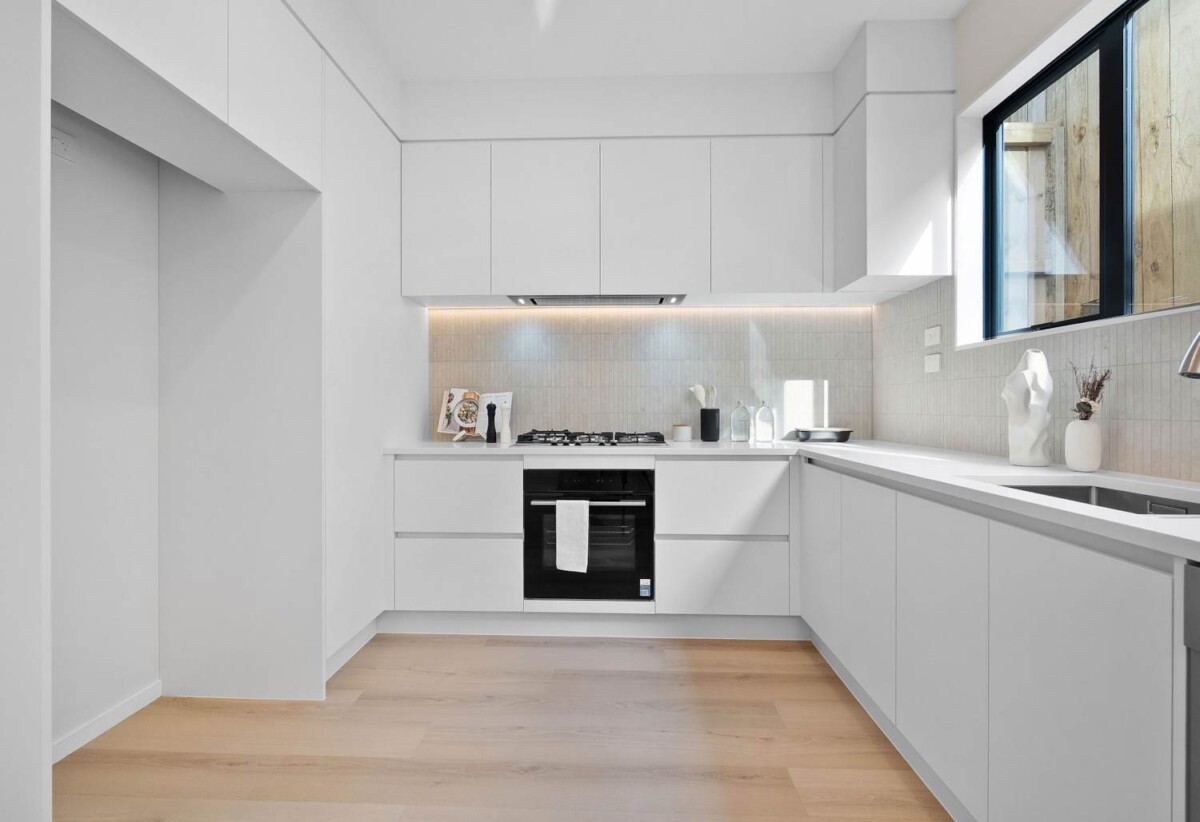 Rangitoto School Zone, 10-year Stamford build warranty, Brand-new, freehold, standalone 4 beds home, Central air conditioning, 5/129 Arran Road, Browns Bay, Auckland