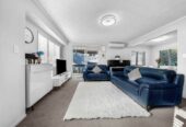 3 bedrooms home, Brandnew modern kitchen, everything you need is just minutes away, 2/116 Bradbury Road, Highland Park, Auckland