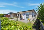 3 beds home, Front yard + back yard, 105 Kuaka Drive, Takanini, Auckland