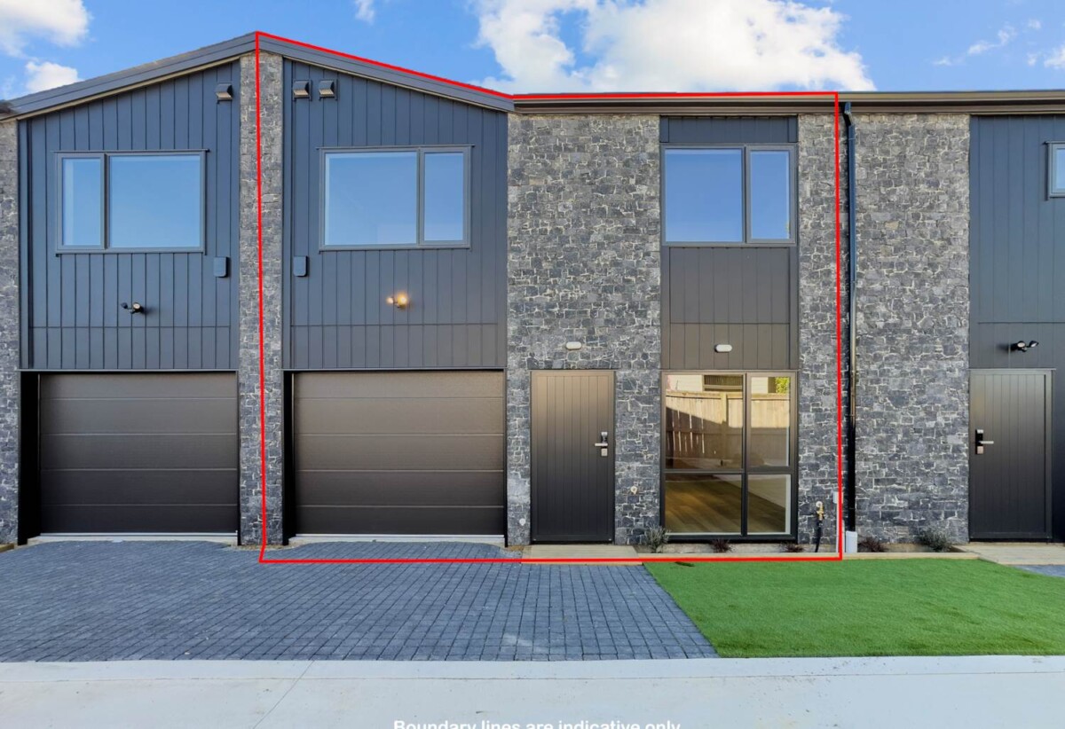Brand new, freehold 4 beds home, 1 bedroom 1 bath ground floor, in the heart of Papatoetoe, Lot 4, 81 Motatau Road, Papatoetoe, Auckland
