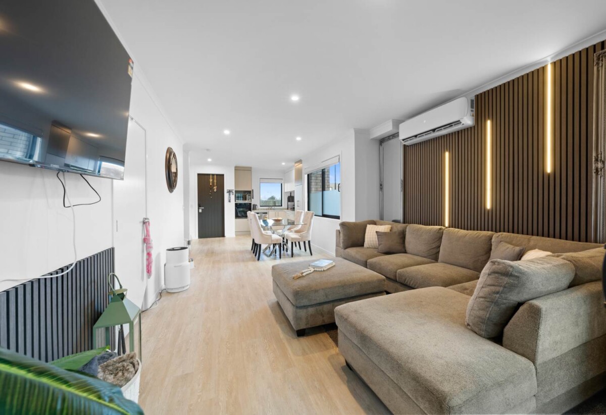 10-Year Master Build Guarantee, central air conditioning, 3 beds home, style, comfort, and convenience, 102 Te Tihi Street, Wiri, Auckland