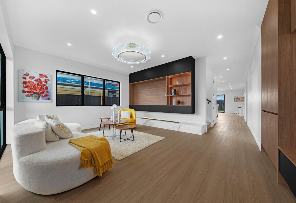 6 beds (4+2) house, 68 Park Green Avenue, Karaka, Auckland