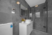 6 beds (4+2) house, 68 Park Green Avenue, Karaka, Auckland