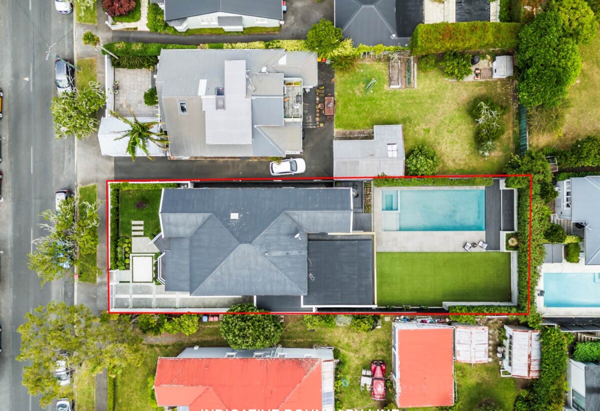 Double Grammar school zone, 5 beds house on 749m² section, 17 Norana Avenue, Remuera, Auckland