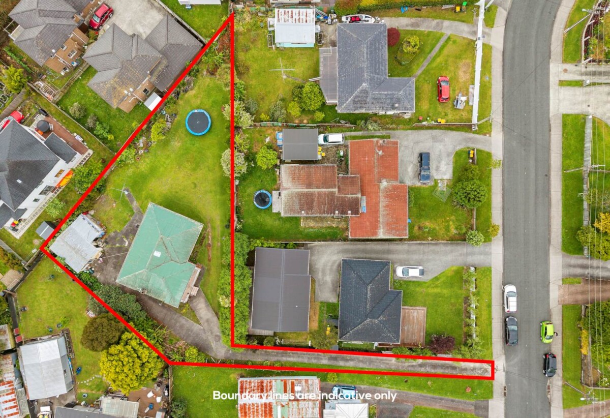 3 beds house on 1158m² section, 43 Farquhar Road, Glendene, Auckland
